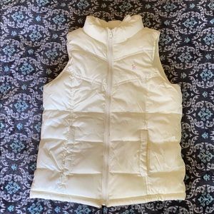COPY - Old Navy puffer vest off-white extra large